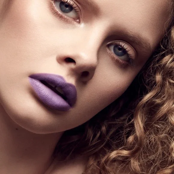 ❣️Fenty Mattemoiselle Plush Matte Lipstick in One of The Boyz - Picture 10 of 16